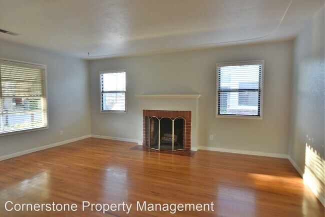 Foto del edificio - 3 br, 2 bath House - 784 N 18th St