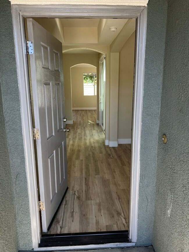 Foto del edificio - Move in Special $200.00 off first month's ...