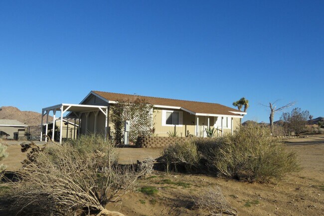 Foto del edificio - Quiet with Great Views! Available 11/1/25!