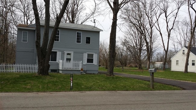 Photo - 1061 Centennial Ave House