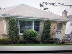 Primary Photo - 8447 N Oriole Ave