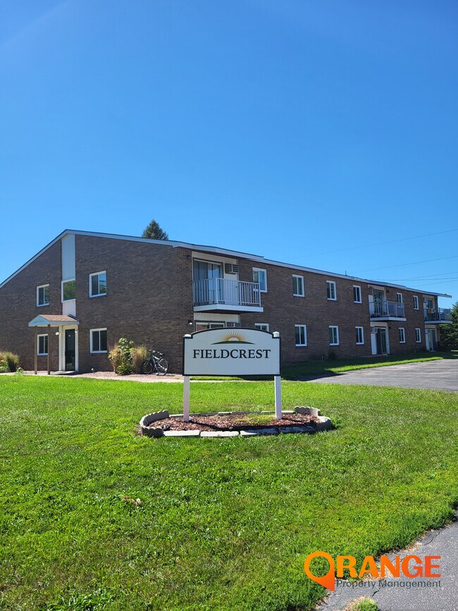 Building Photo - 213 9th Ave