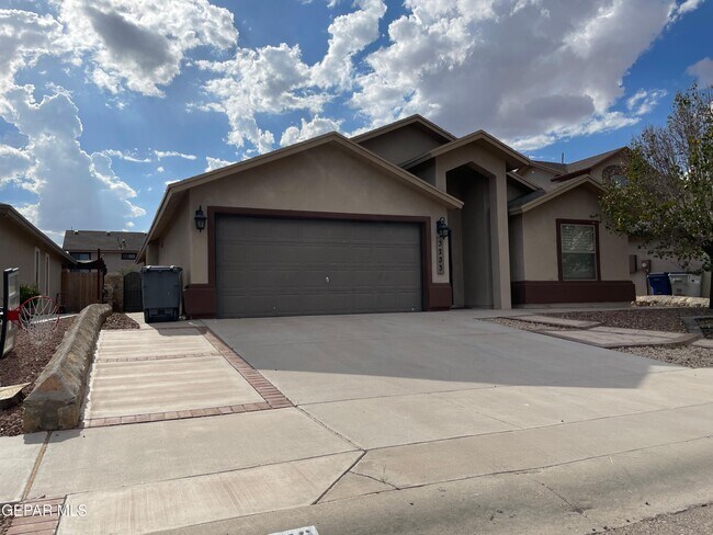 Foto del edificio - 3233 Muddy Point Ln