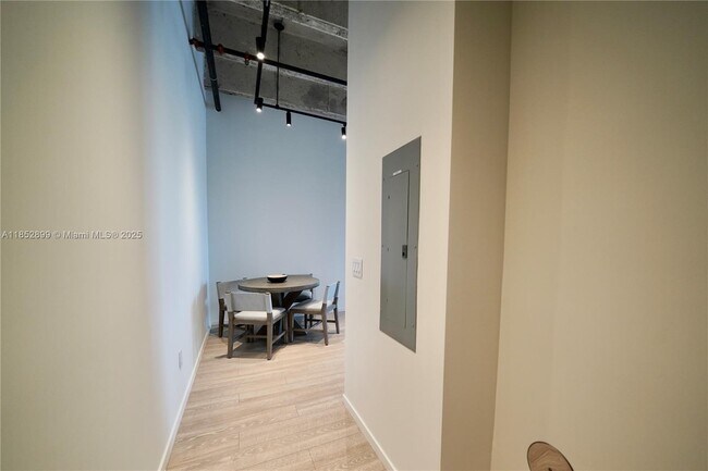 Foto del edificio - 7920 NE 2nd Ave