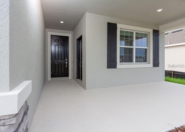 Foto del edificio - 16451 Glassy Loch Loop