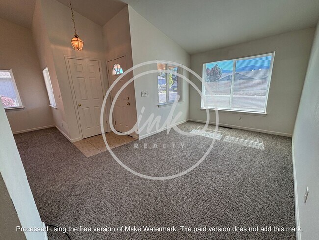 Foto del edificio - Single Family Home in Chichester Neighborhood for Rent on Harvest Ave.