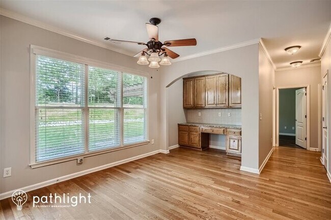 Building Photo - 1681 River Crest Way, Lawrenceville Ga 300...
