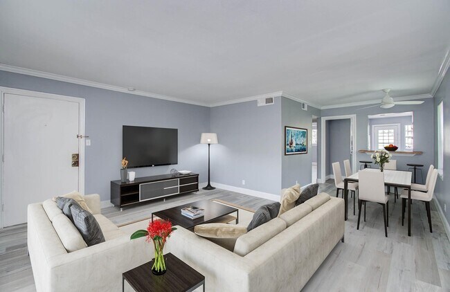 Foto del edificio - 5208 Arboles Dr