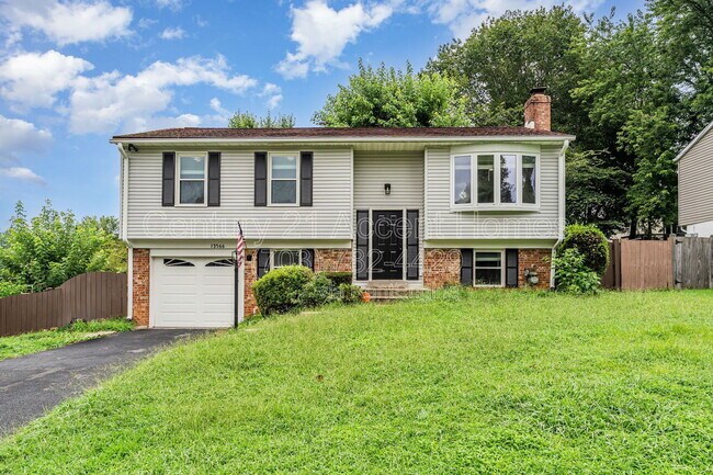 Building Photo - 13566 Princedale Dr