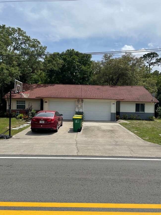 Building Photo - 5544 Wendy Lee Dr