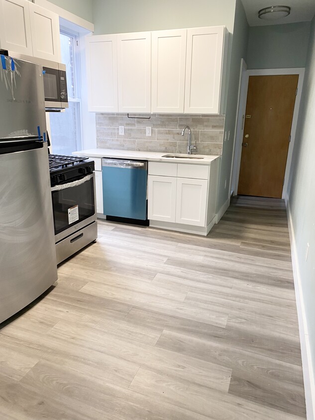 Foto principal - 235 58th St