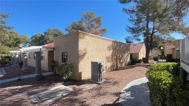 Building Photo - 2851 S Valley View Blvd