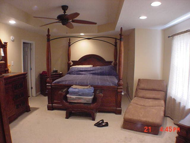 Building Photo - 1215 Commanche