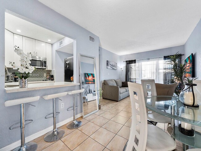 Building Photo - 13820 SW 112th St