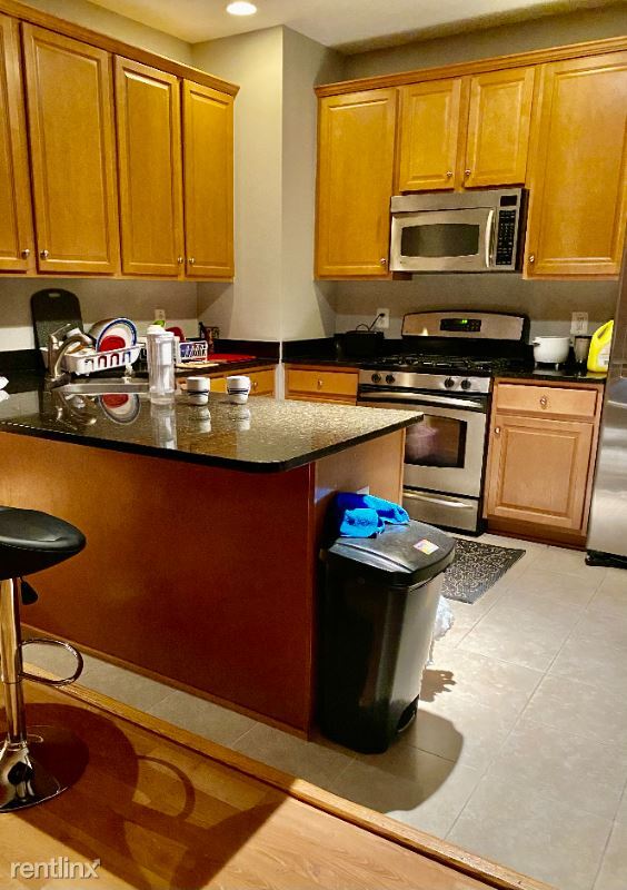 Building Photo - 1 br, 1 bath Townhome - 24 Terra Cotta Cir
