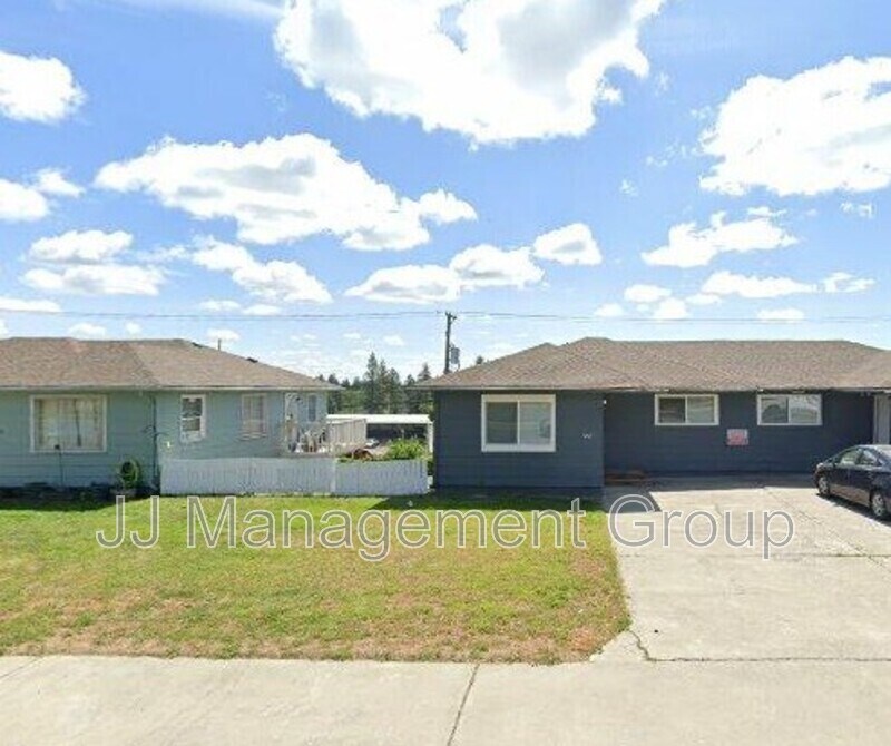 Primary Photo - 1221 2nd St