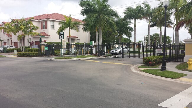 Foto del edificio - 521 NE 21st Terrace