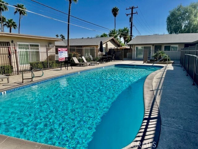 Foto del edificio - 686 E Cottonwood Rd