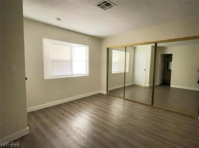 Building Photo - 453 N Lamb Blvd
