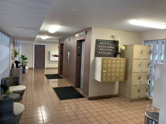 Photo - Coty Tower 2/2/1 Apartment