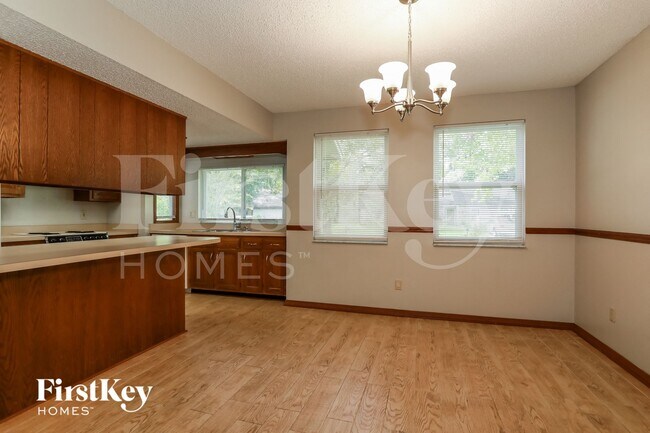 Foto del edificio - 515 Nassau Ct