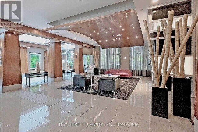 Building Photo - 31 Bales Ave