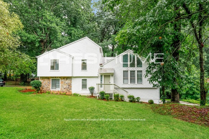 Primary Photo - Newly Renovated Home for Rent!