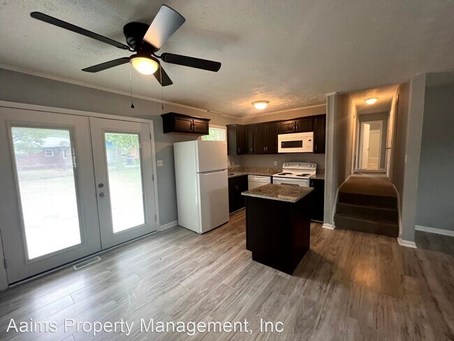 Building Photo - 4 br, 2 bath House - 1014 Karen Circle