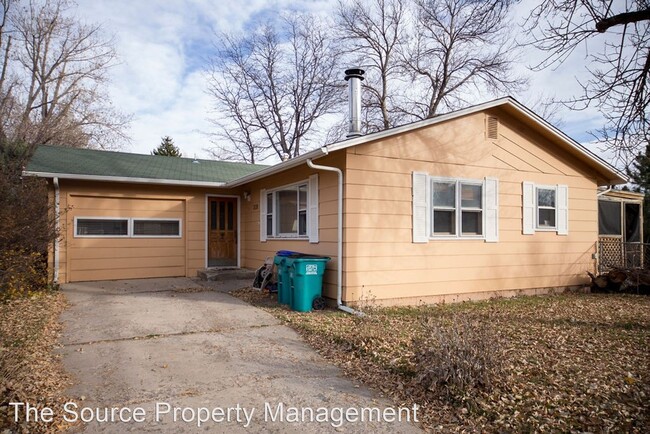 Building Photo - 3 br, 2 bath House - 2129 Clearview Ave