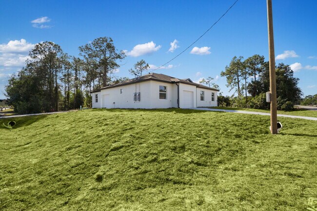 Foto del edificio - 5245-5247 26th St SW