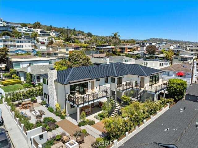 Foto del edificio - 243 Wave St