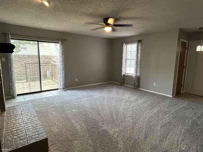 Building Photo - 3 br, 2 bath House - 2109 Wisteria St