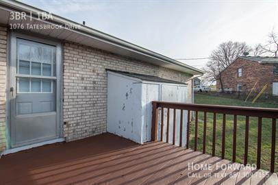 Photo - 1076 Tatesbrook Dr House