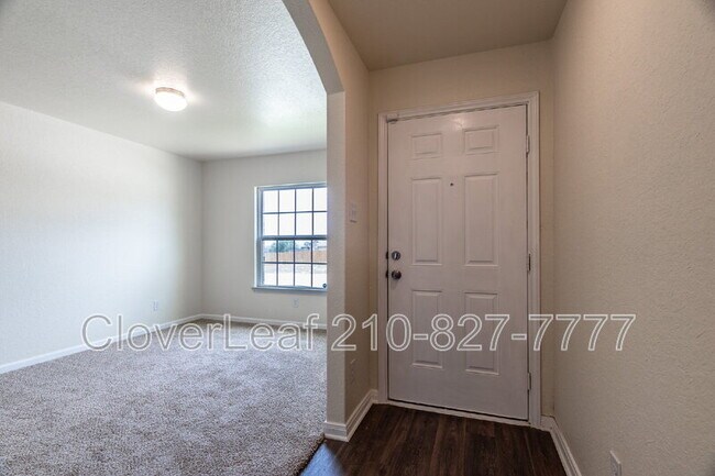 Foto del edificio - 15266 Snug Harbor Way