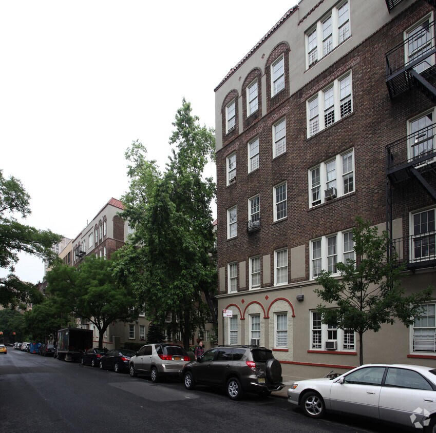 Foto principal - 625 W 169th St