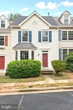 Building Photo - 46858 Lawnes Creek Terrace