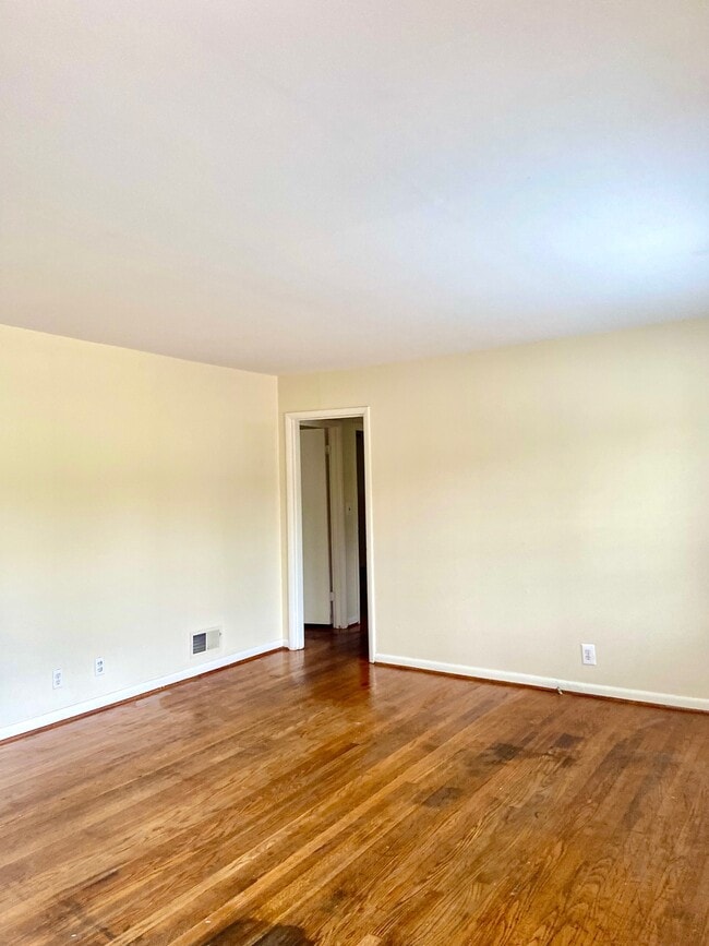 Building Photo - 4041 Crosshaven Dr
