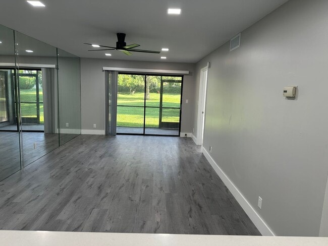 Building Photo - 3100 Millwood Terrace