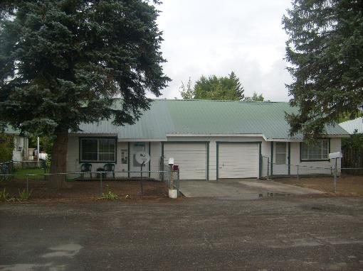 Primary Photo - 300 Poplar St