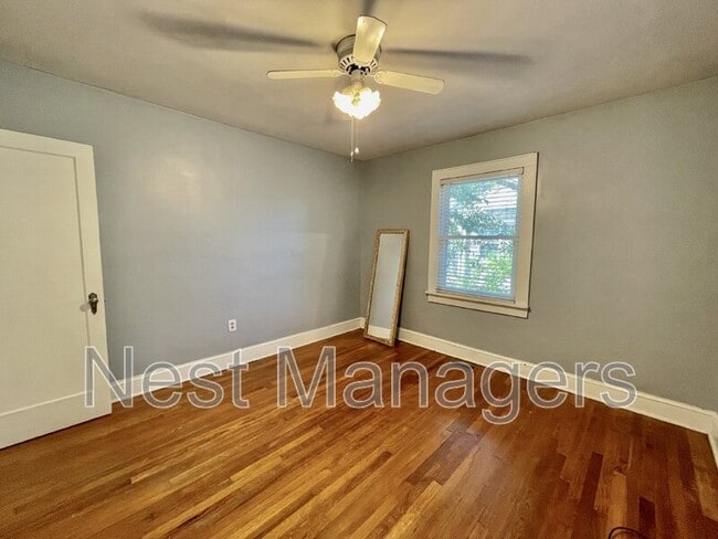 Foto del edificio - 2532 McNeill Cir