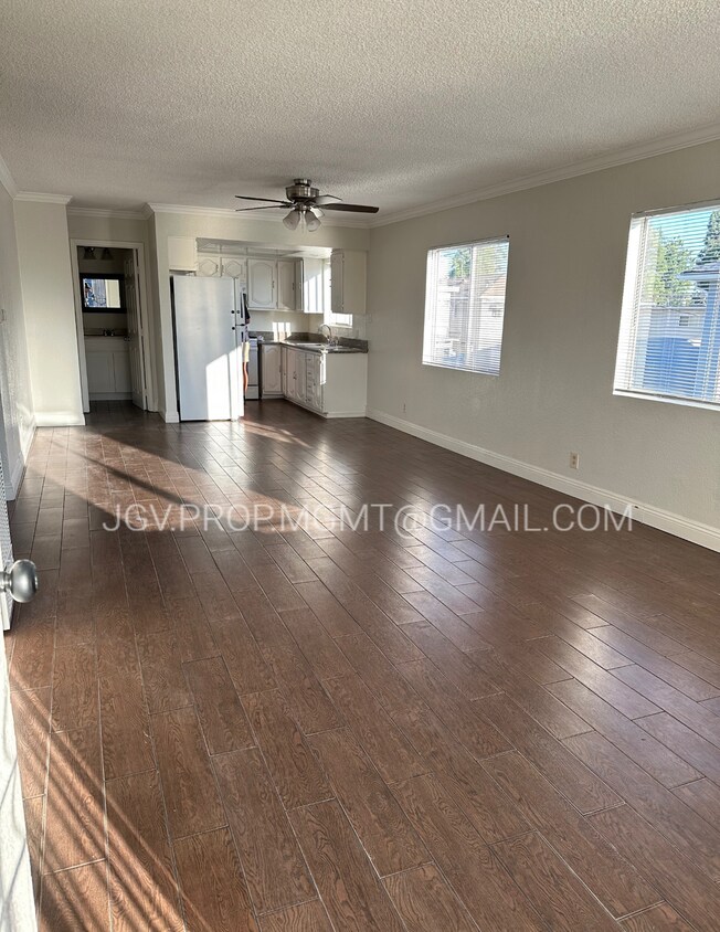 Foto principal - 7620 Newlin Ave