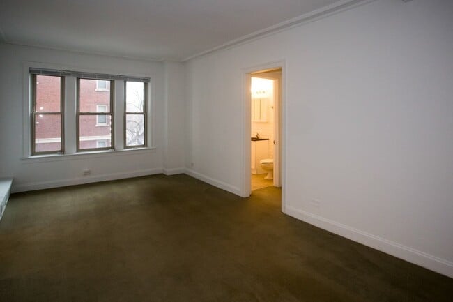 Interior Photo - East Park Tower