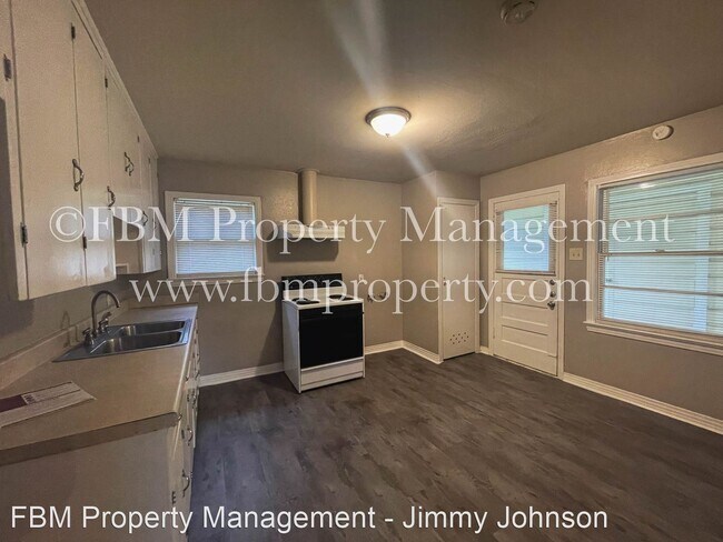 Foto del edificio - 2 br, 1 bath House - 234 W Orange St