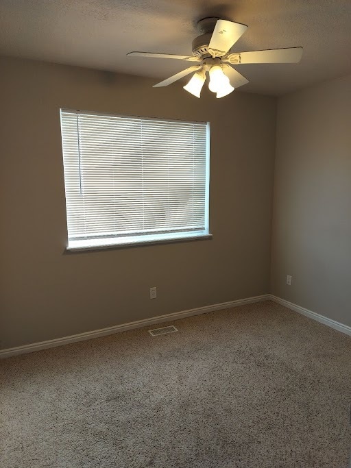 Building Photo - 264 N 3rd E