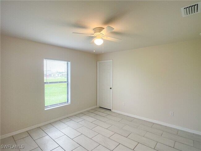 Foto del edificio - 3613 SW 8th Pl