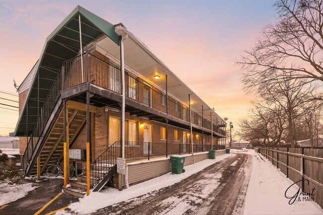 Foto del edificio - Maplewood Manor
