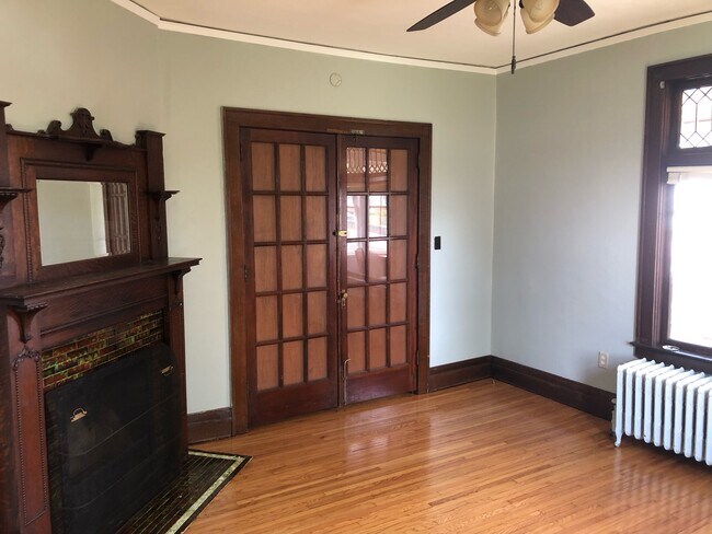 Building Photo - 1521 Grand Ave