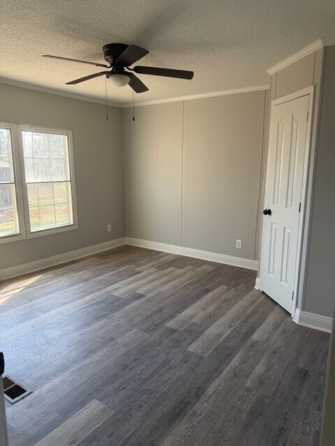 Foto del edificio - 1008 Pin Oak Ln