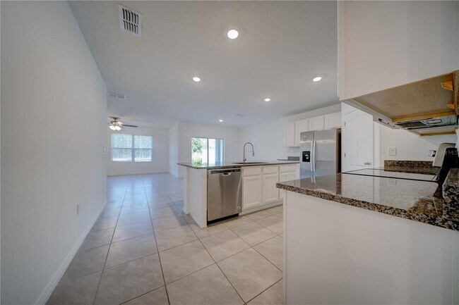 Foto del edificio - 5327 Timberland Ave