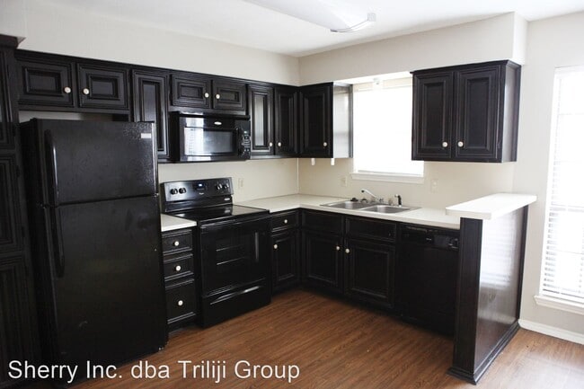 Building Photo - 2 br, 2.5 bath House - 1288 Speight Canter...